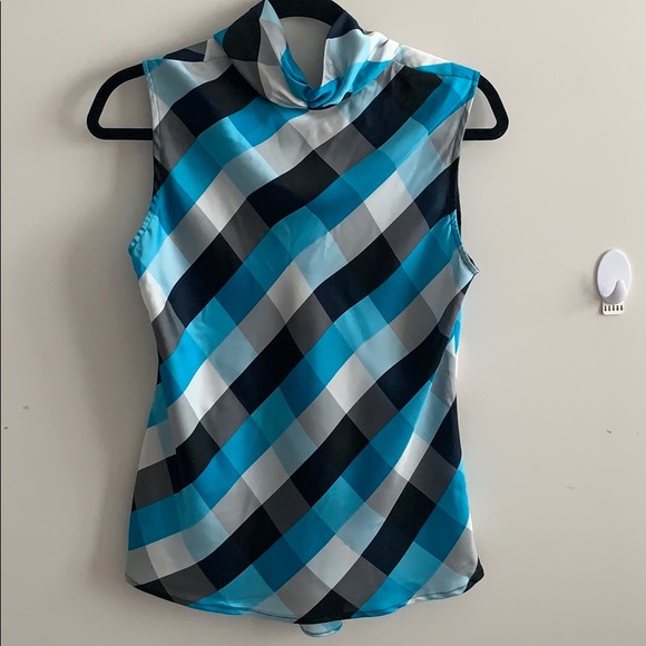 Nine West top 💚❤️💗🌸🌺❣️🧡🌷💚💙☔️💛🤎🤍🌈 - Picture 3 of 4